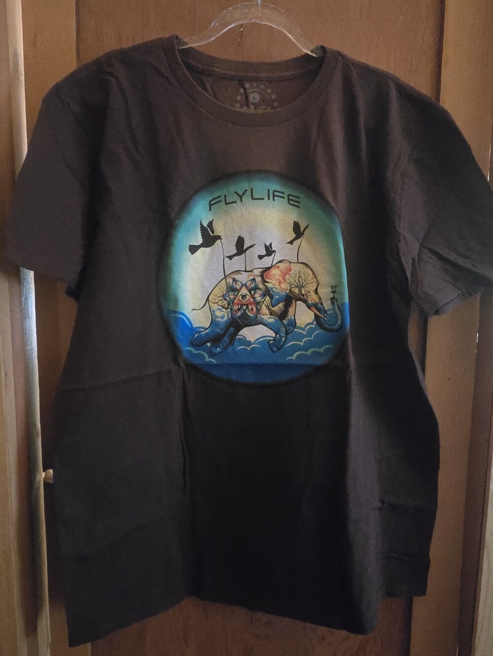 Flylife new no tags Elephant Graphic T-Shirt mens large brown tshirt